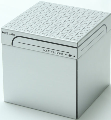 Cryoboxes with dividers